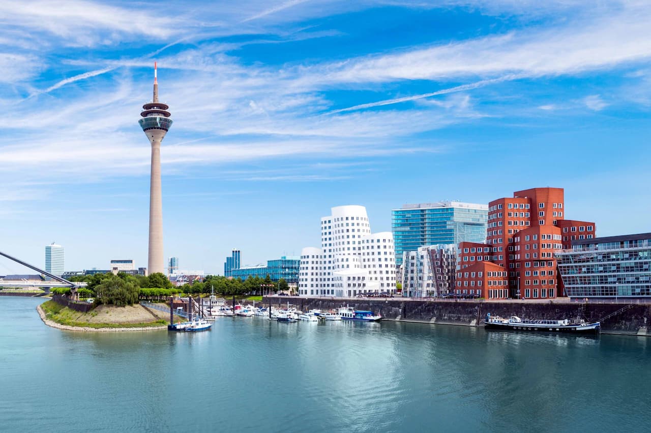 Chișinău → Düsseldorf