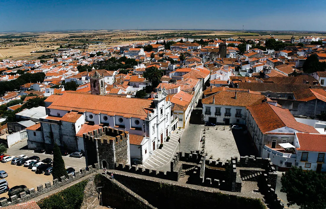Chișinău → Beja